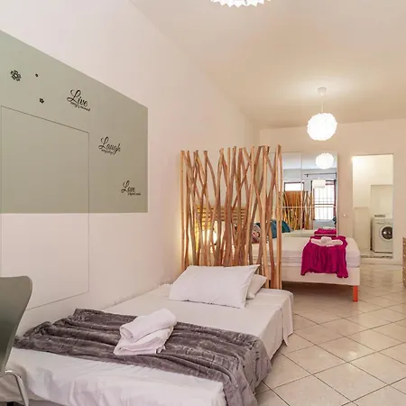 Familybo Centro Apartmán Ferrara